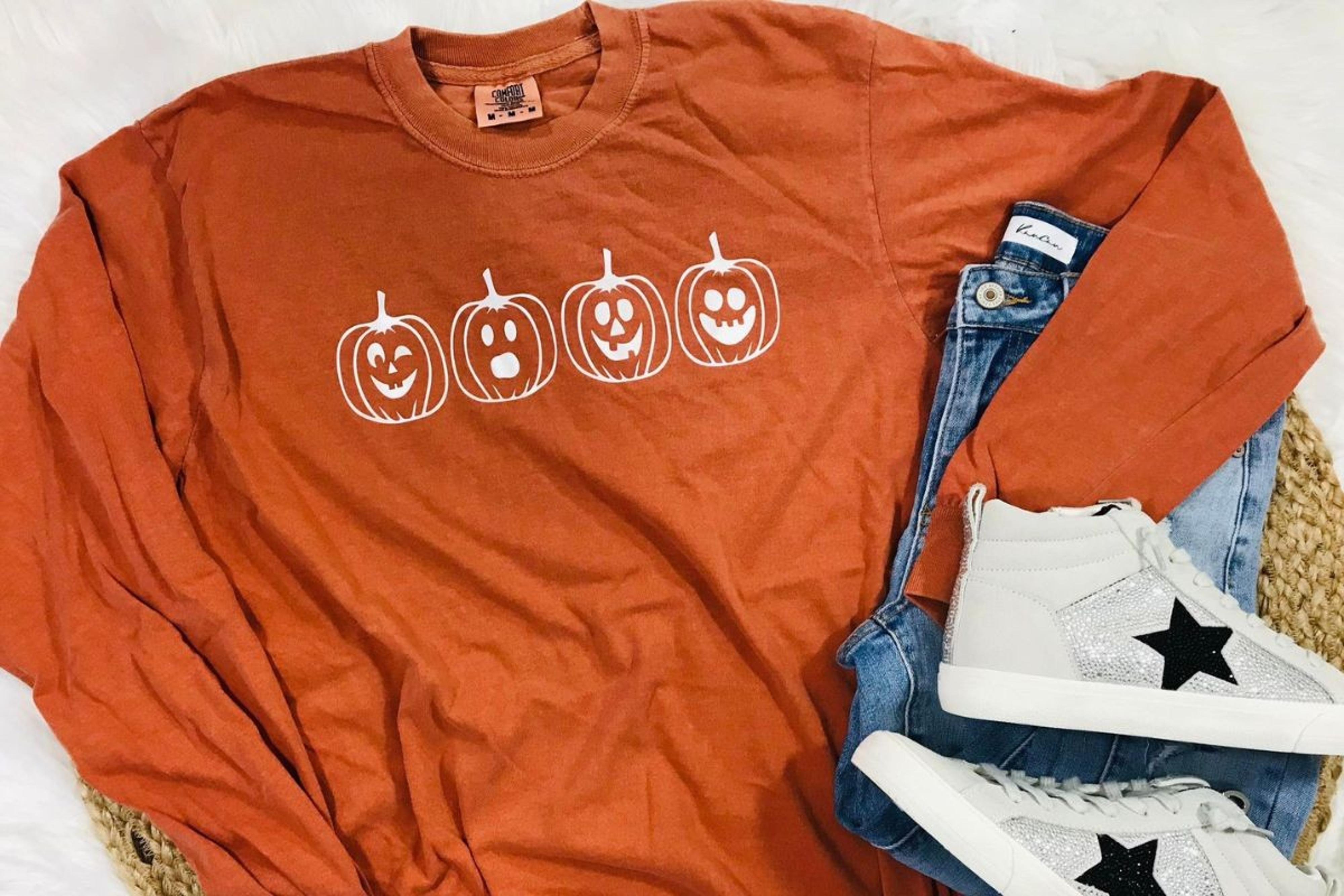  Spooky Pumpkin Front Graphic Ss T- Shirt