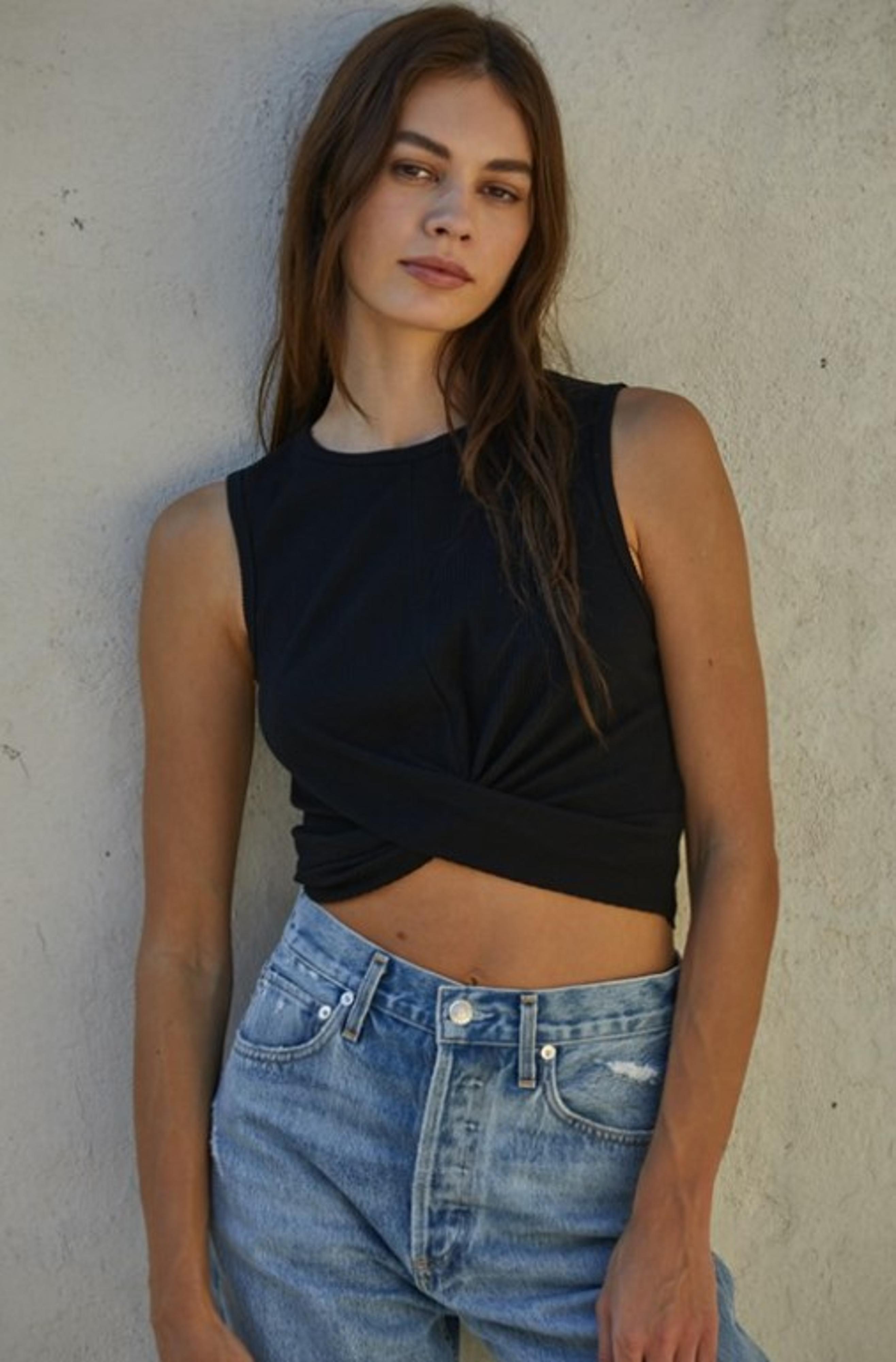  Twisted Ex Ribbed Crop Top