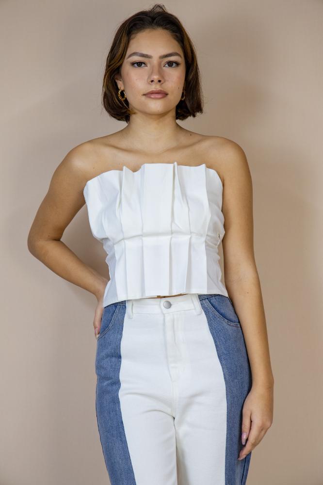 Wrapped Up Pleated Sleeveless Top: WHITE