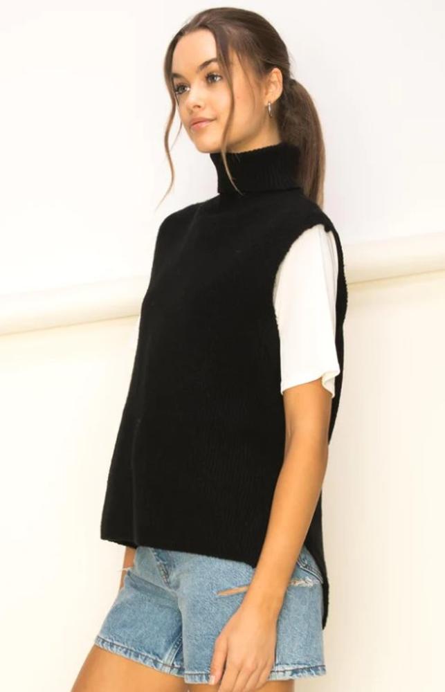 Make It Pop Sleeveless Turtleneck Sweater: BLACK